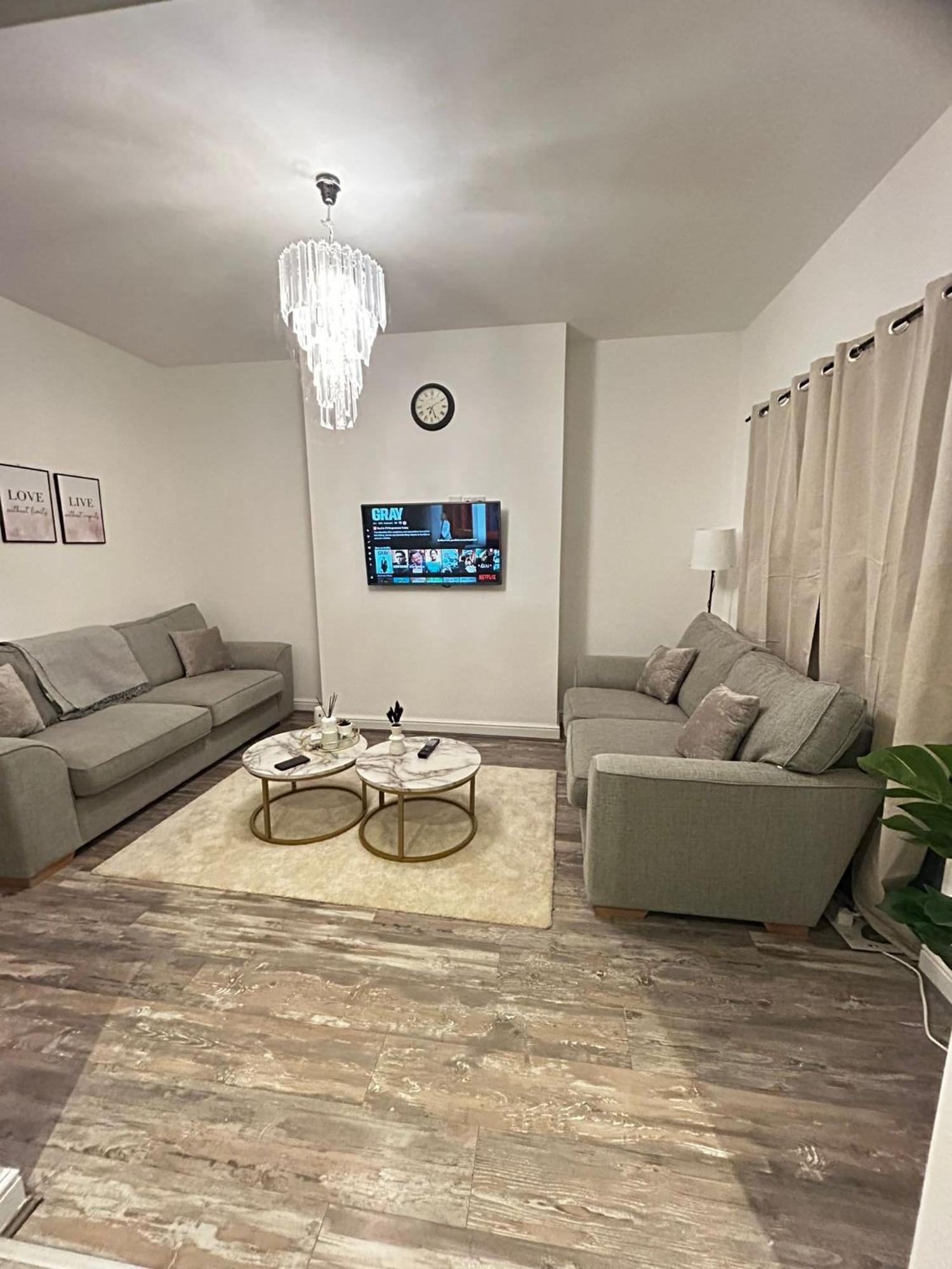 Lovely 5Br Home In Manchester. Close To The City Экстерьер фото