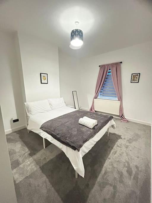 Lovely 5Br Home In Manchester. Close To The City Экстерьер фото